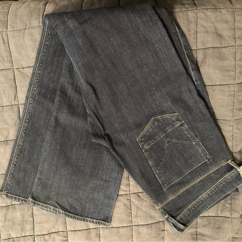 2 pairs of Hudson Denim Women's Blue Jeans Sz. 33 - Picture 2 of 4